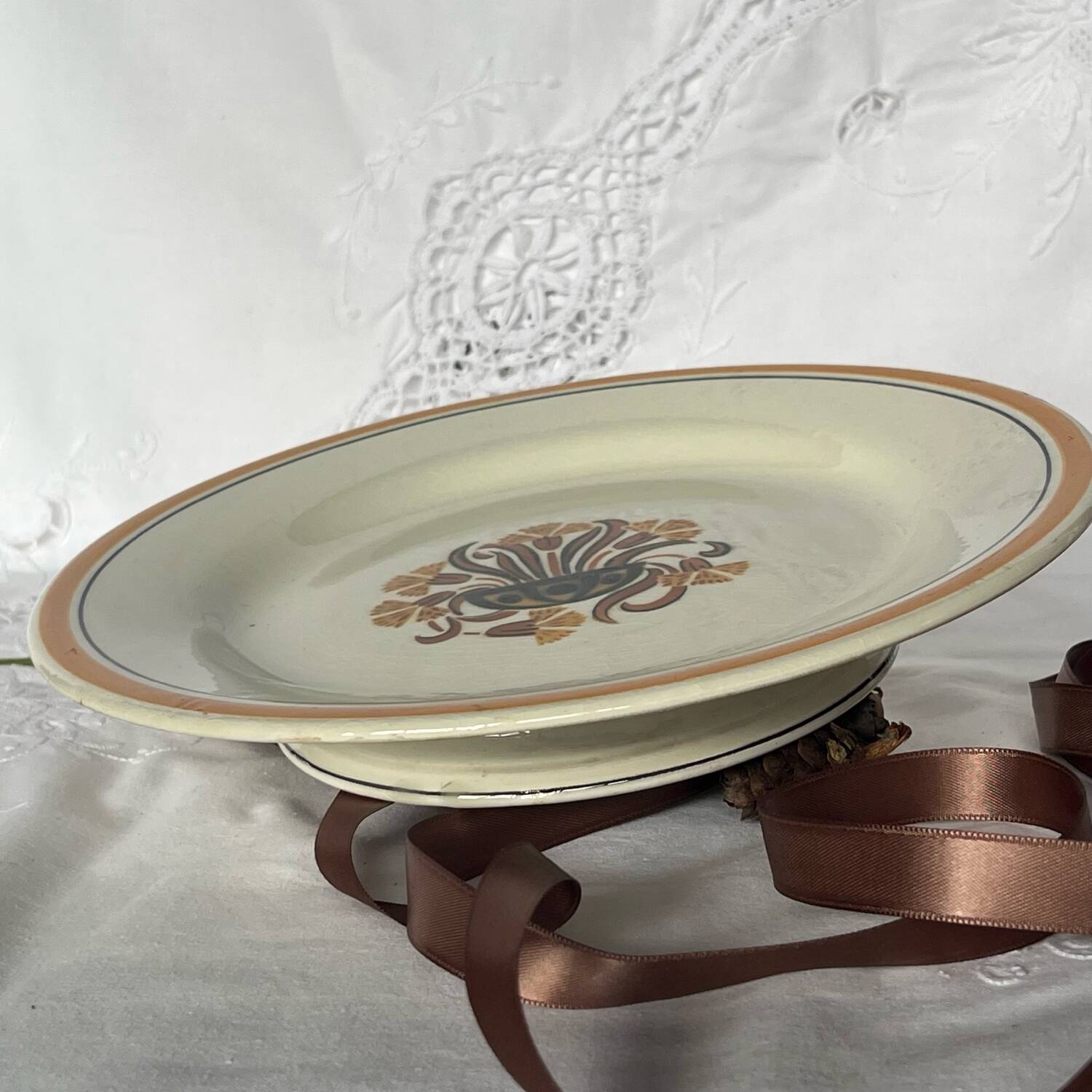 2 Creil and Montereau compote dishes