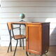 Bureau et chaise de maître d'école