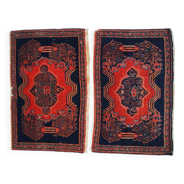 Paire de tapis antiques faits main Senneh persans 52cm x 80cm (1900s)