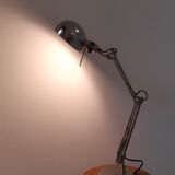 Articulated industrial style desk lamp