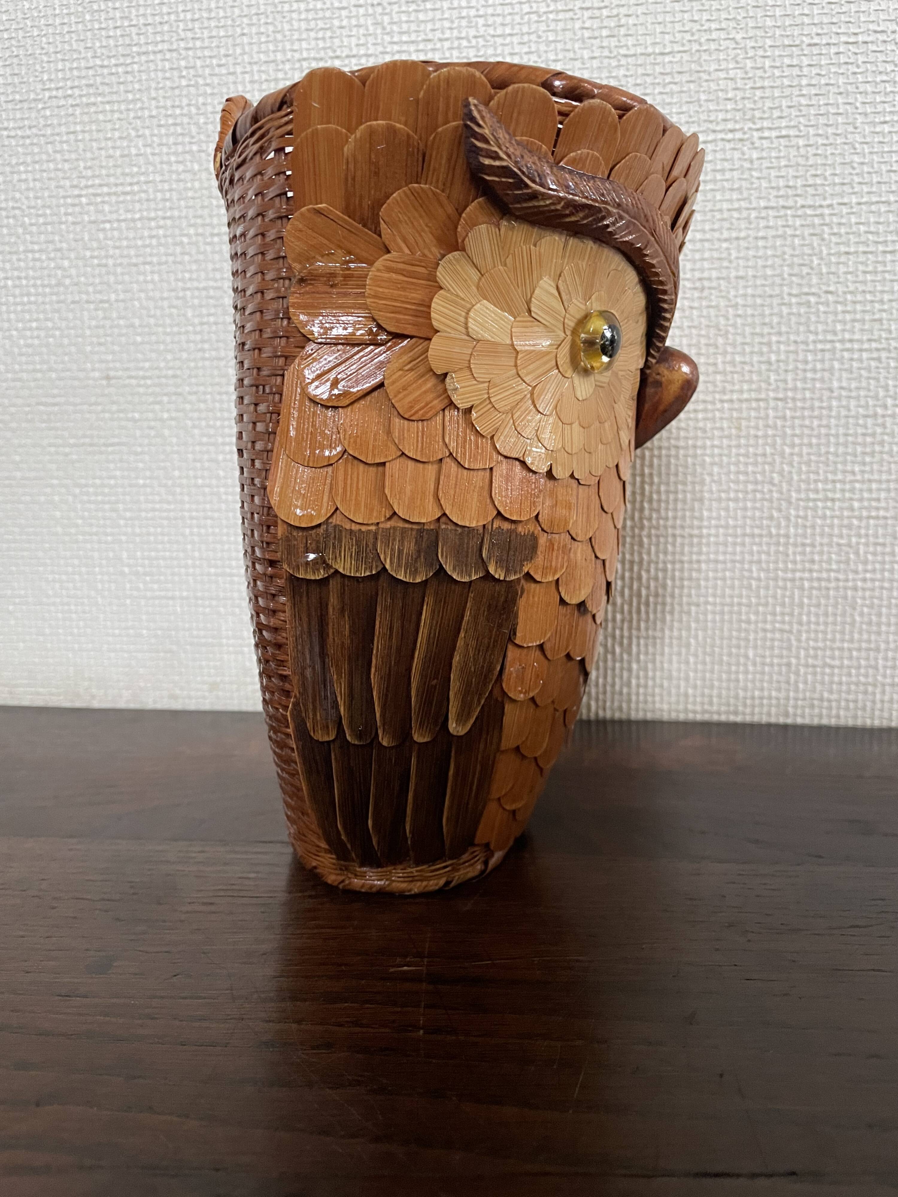 Bamboo owl basket