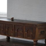Danish baroque oak buffet from the early 18th century, carved details, 1700-1750.