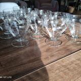Set of 11 champagne glasses on low foot in old glass engraved floral decoration