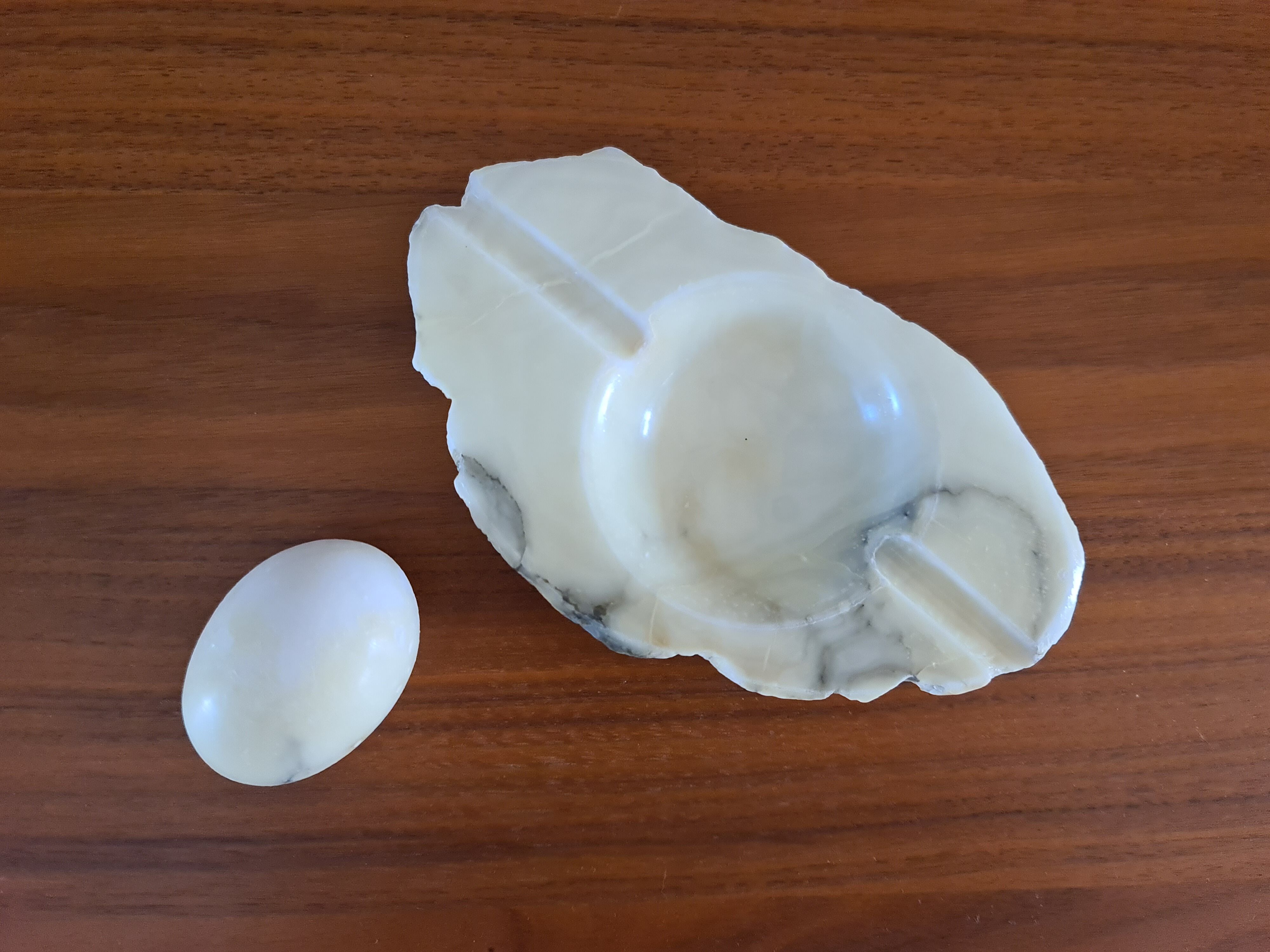 Ashtray in alabaster 1950