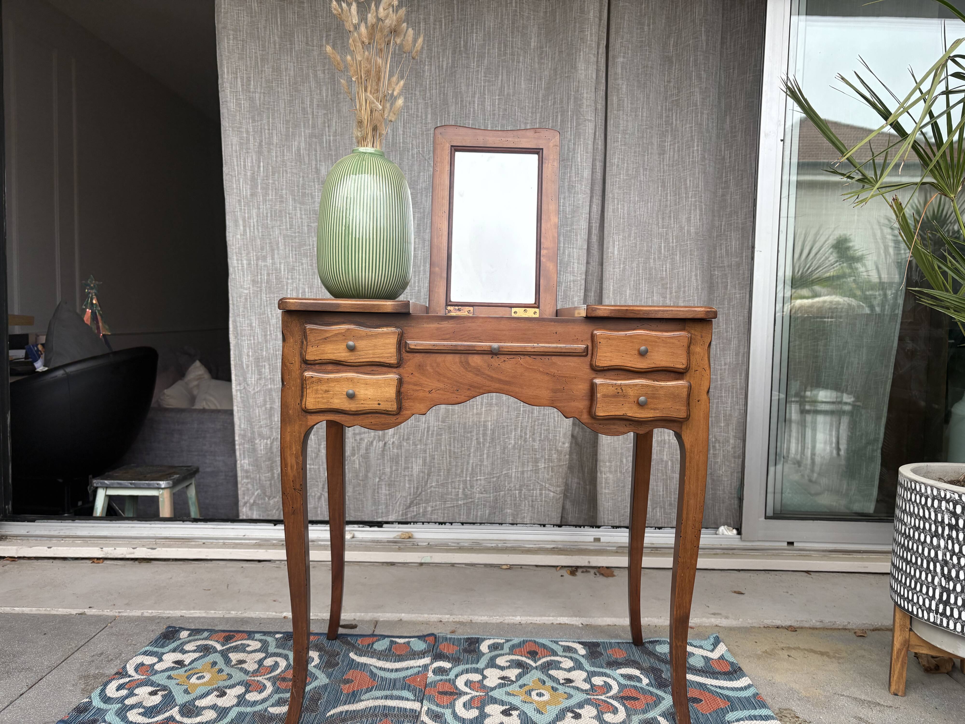 Beautiful dressing table and desk