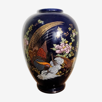 Chinese vase bird motifs