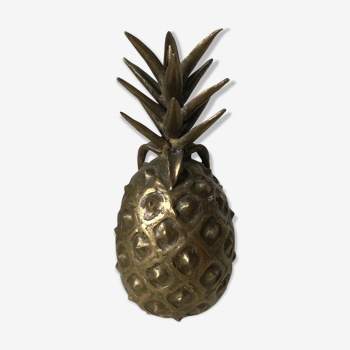 Bronze pineapple
