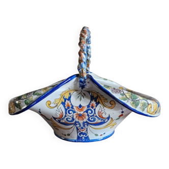 Porcelain basket