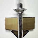 Lámpara de pared metálica. Italia, 1970s.