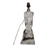 Twisted lamp foot with rectangular base in Baccarat crystal.