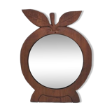 Apple mirror