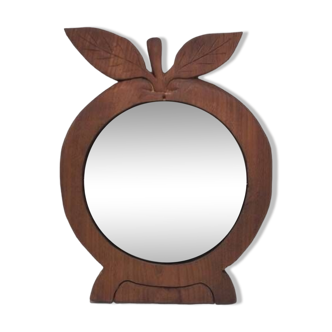 Apple mirror