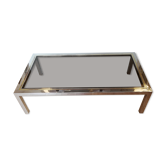 Table basse en metal chromé laiton et verre fumé dans le goût de Willy Rizzo
