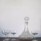 Carafe à vin en verre taillé diamant