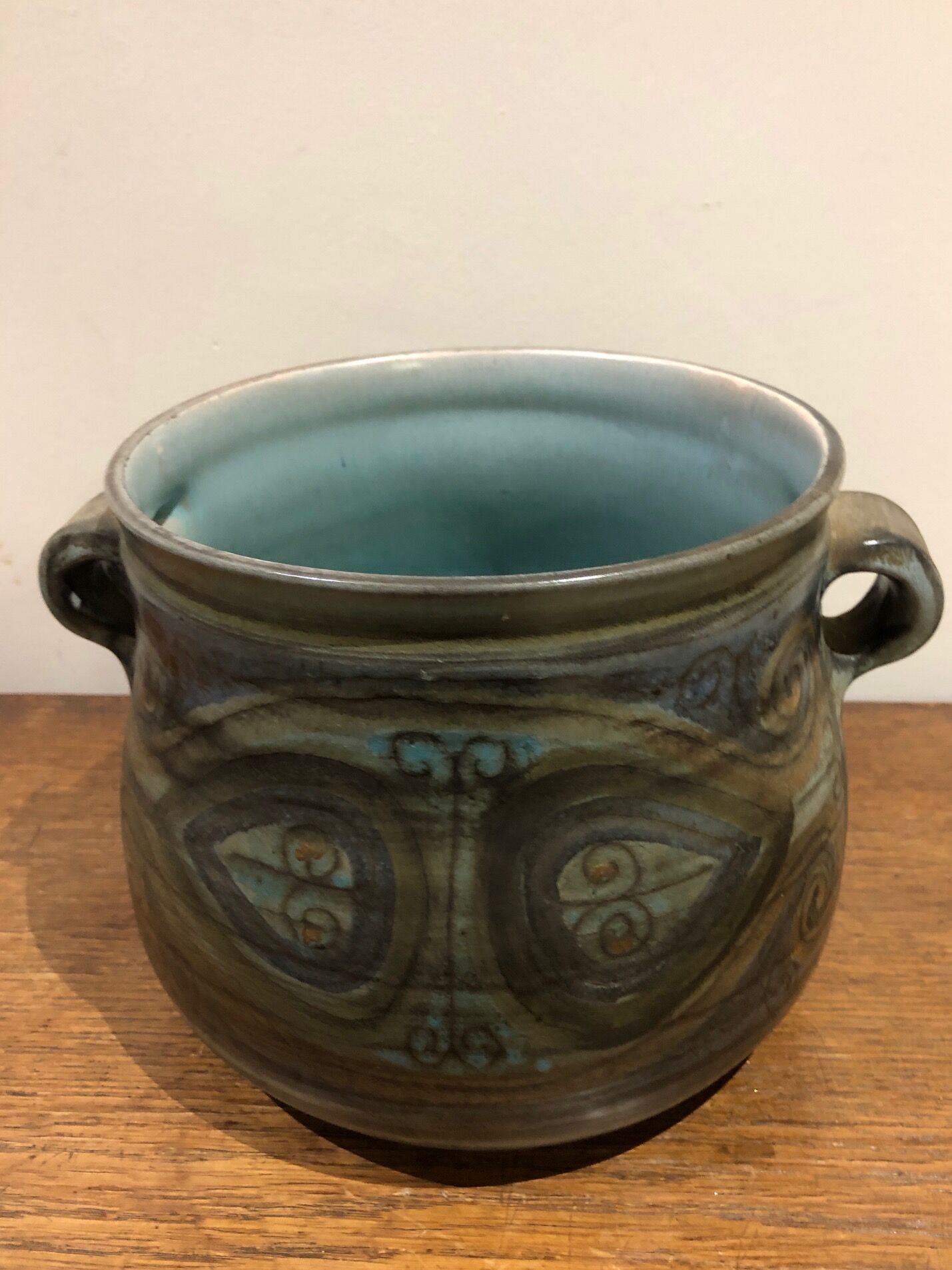 Ceramic pot of Laspinasse Jean