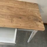 Two-tone farm table