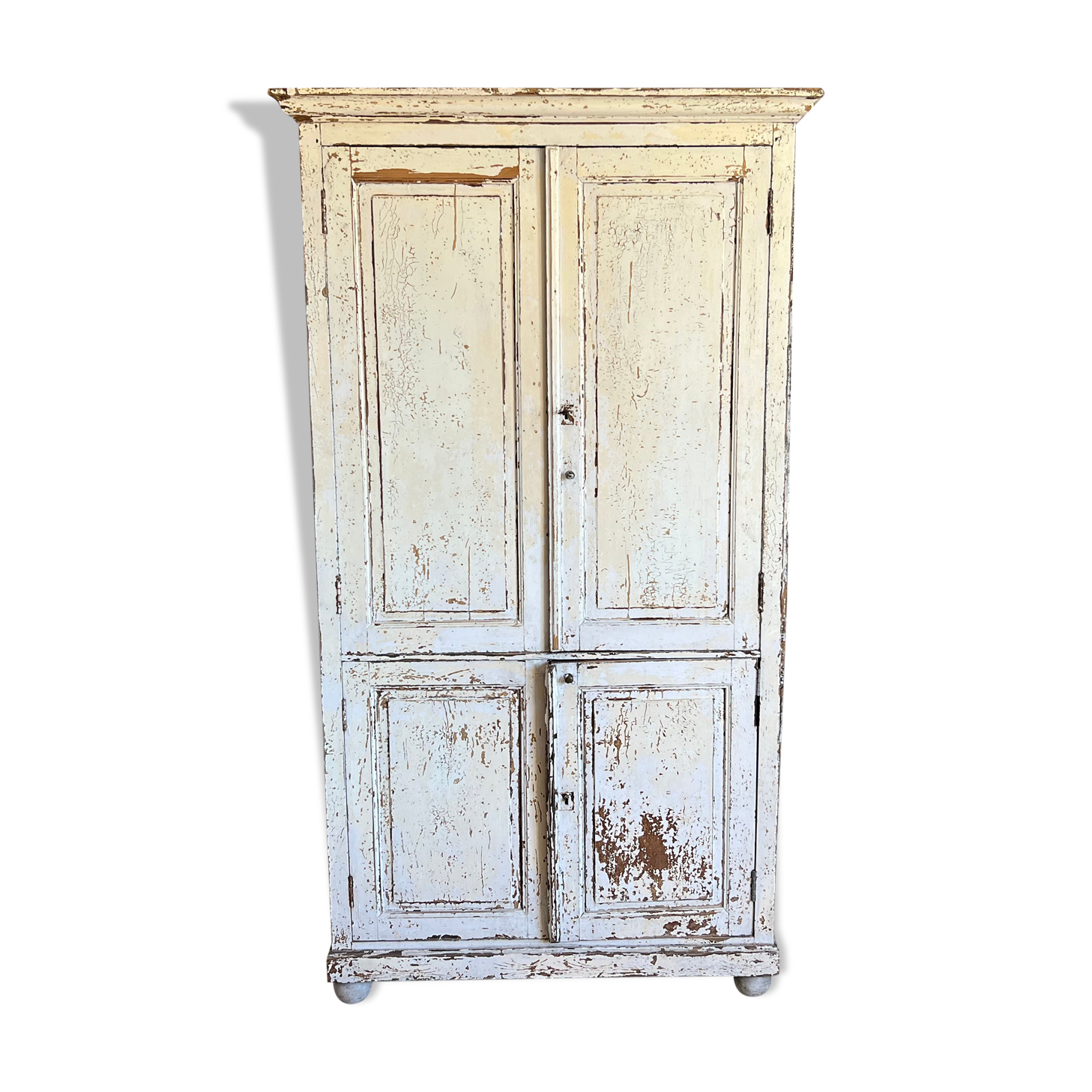Patinated cabinet