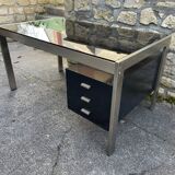 Vintage desk in smoked glass and brushed steel. 1970. Suspended box
