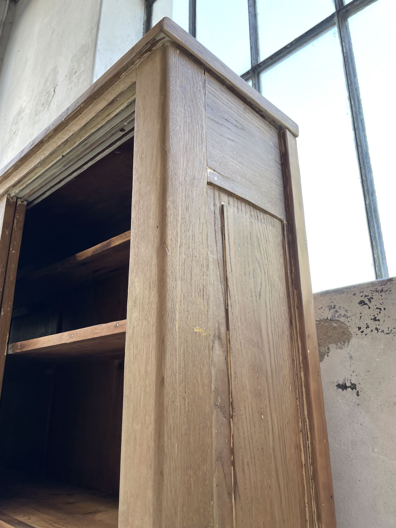 Large row of solid oak loom sliding doors