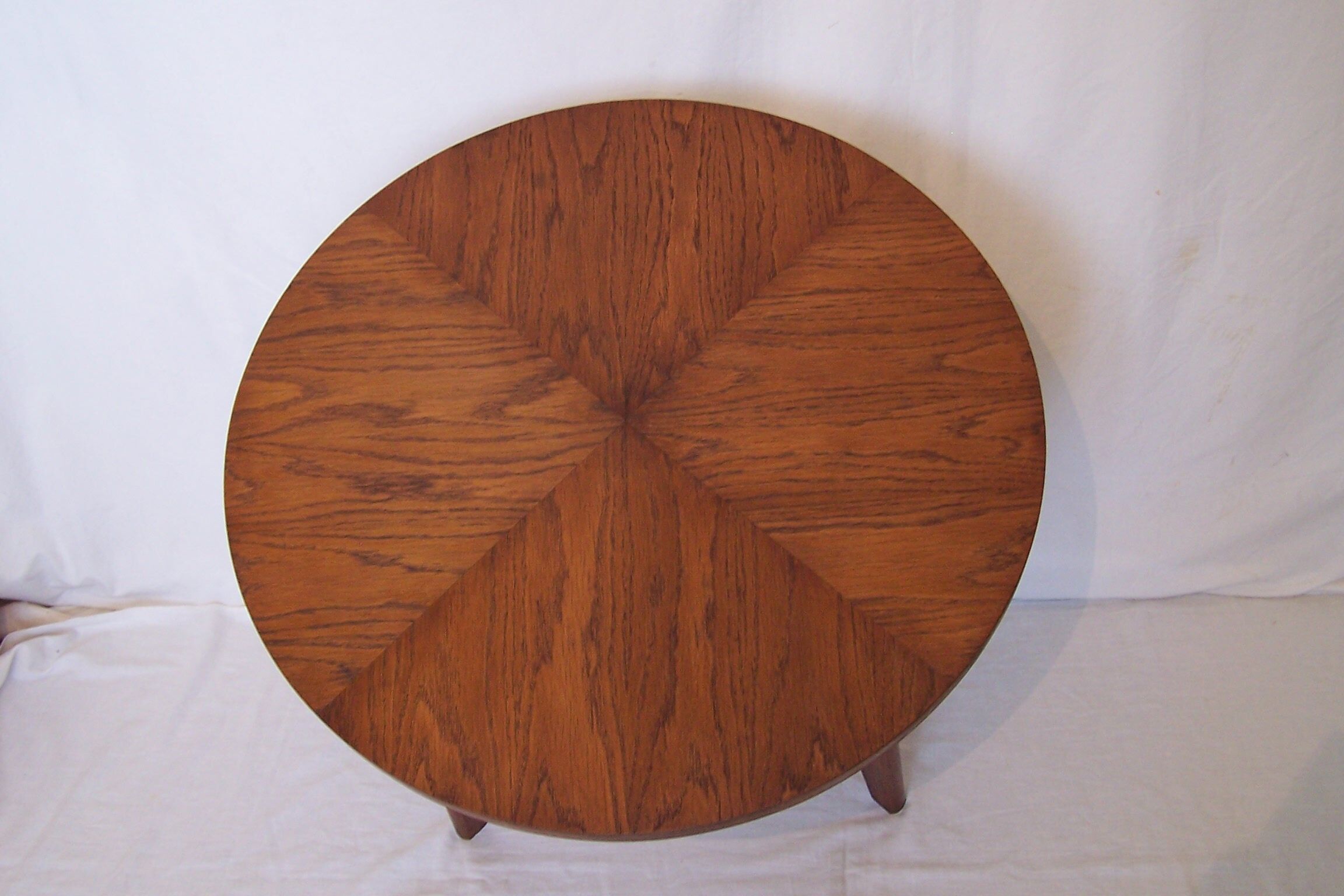 Round coffee table - 50s