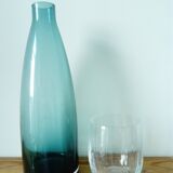 Vase en verre de couleur bleu-vert