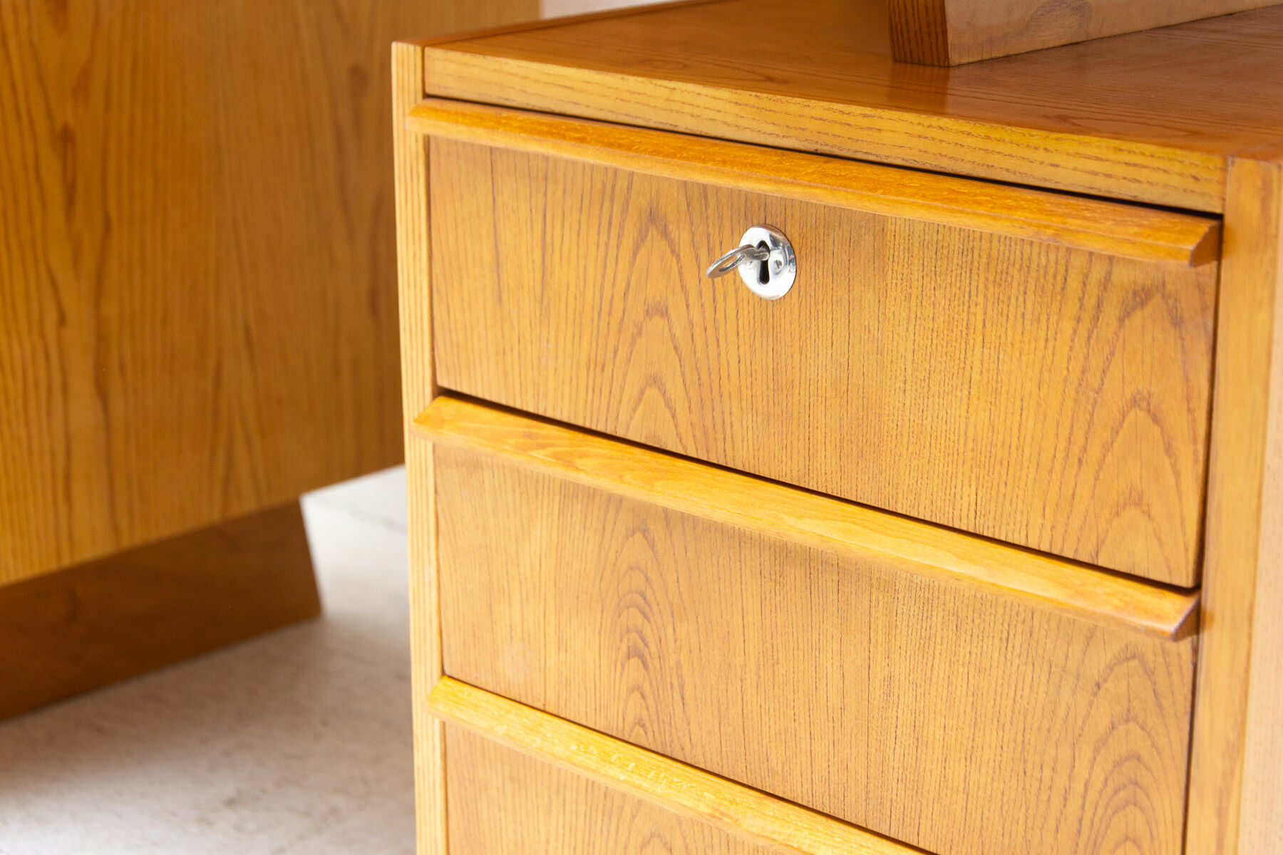 Mid century beechwood writing desk, 1970´s, Czechoslovakia