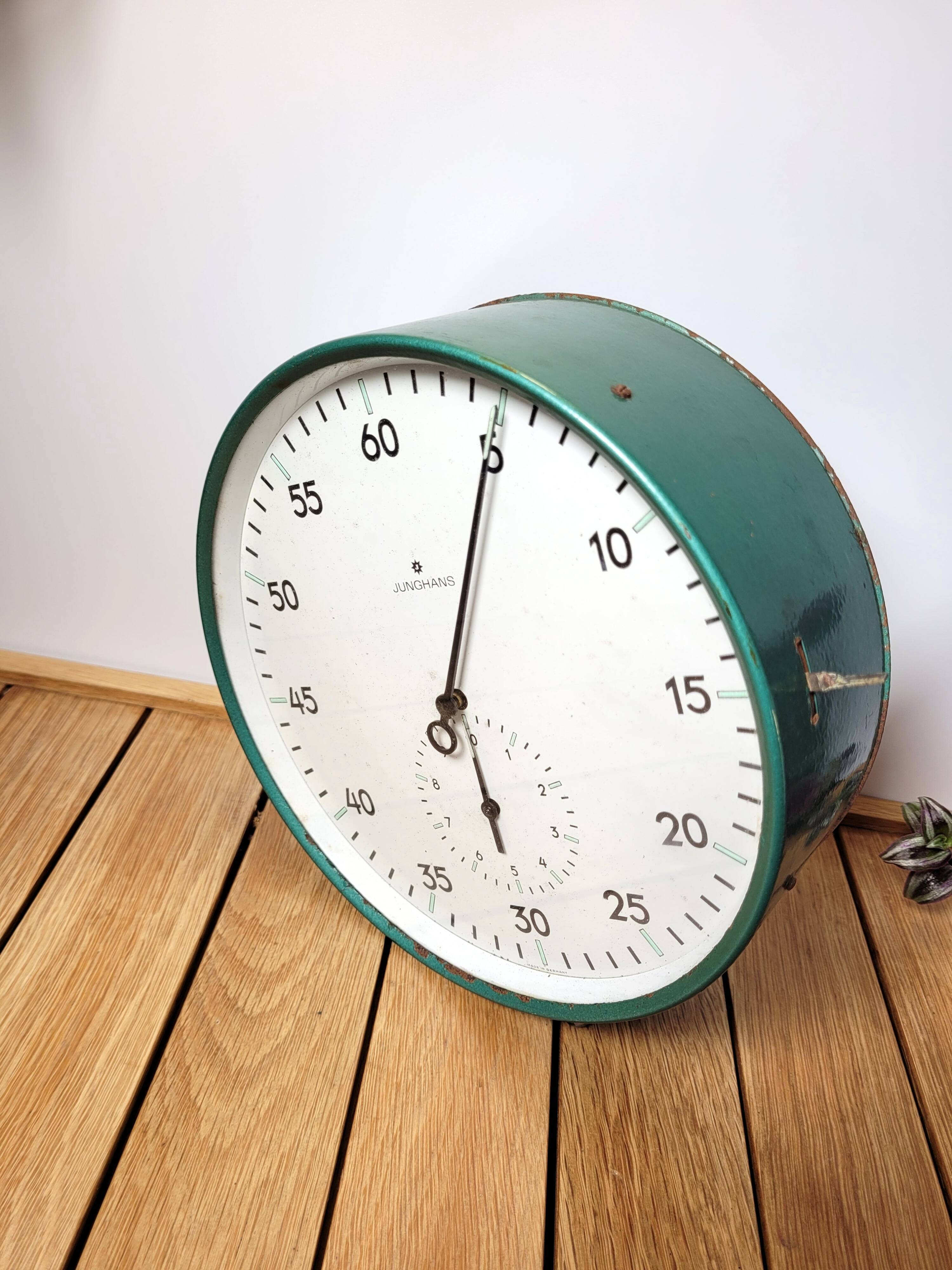 Large wall chronometer Junghans 1960