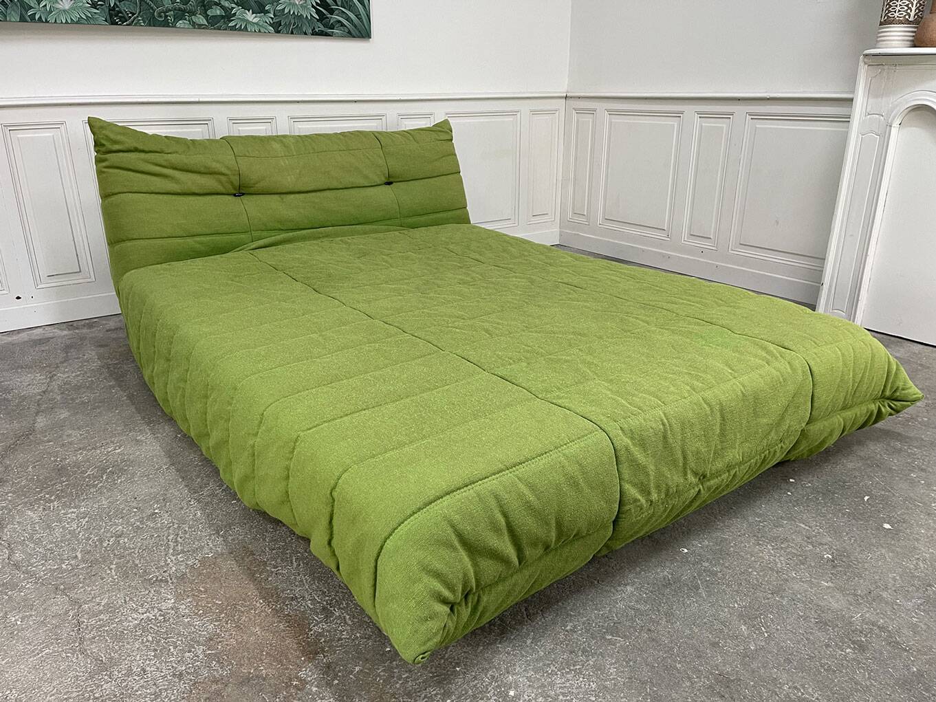 Vintage Green Togo Bed