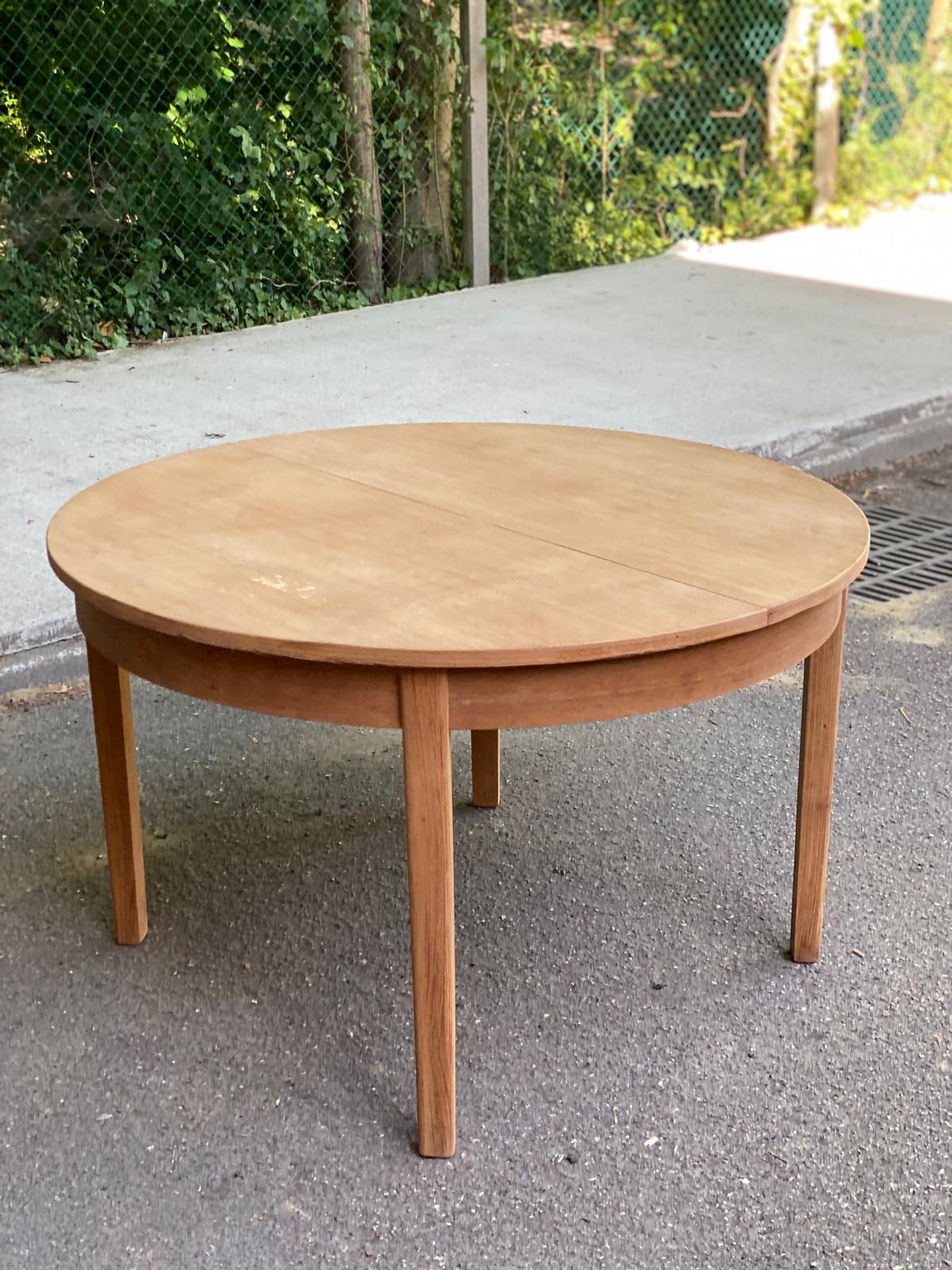 Scandinavian round extendable dining table renovated light oak 172cm