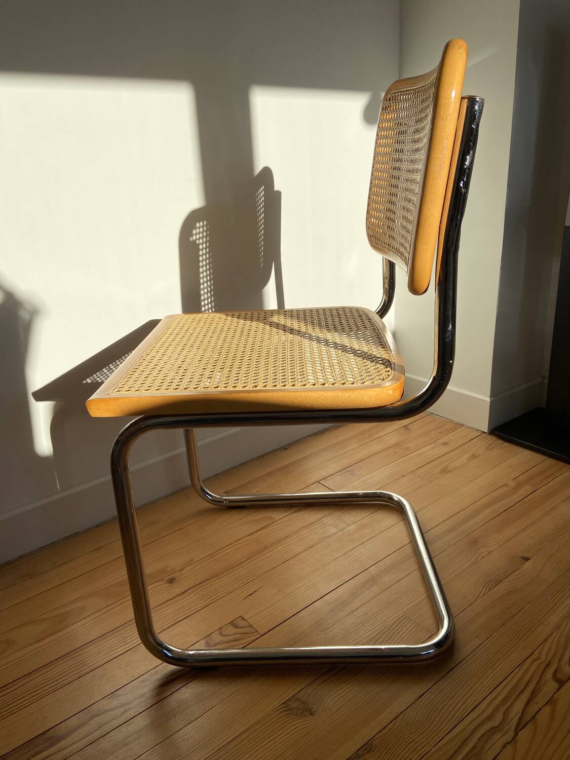 Paire de chaises cannées italiennes design Breuer