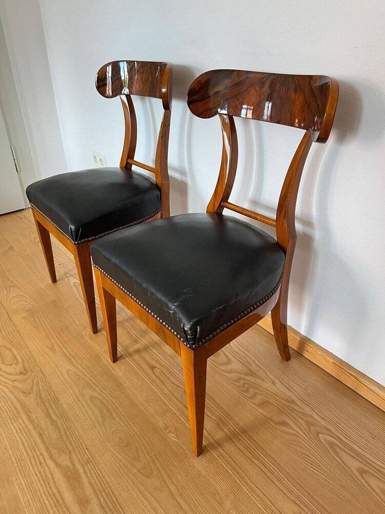 Set of Biedermeier Shovel Chairs in Walnut & Black Leather, Austria, 1820s