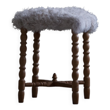 Tabouret haut en chêne, retapissé en laine d'agneau, ébéniste danois, années 1950