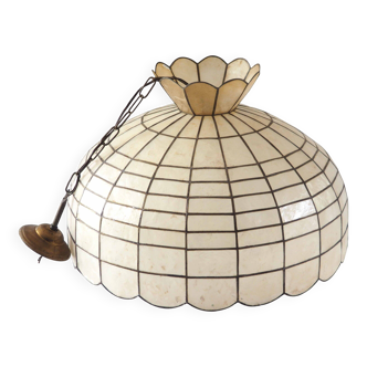 Giant mother-of-pearl mica pendant light