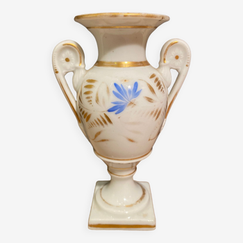 Vase en porcelaine Vieux Paris époque romantique XIXe