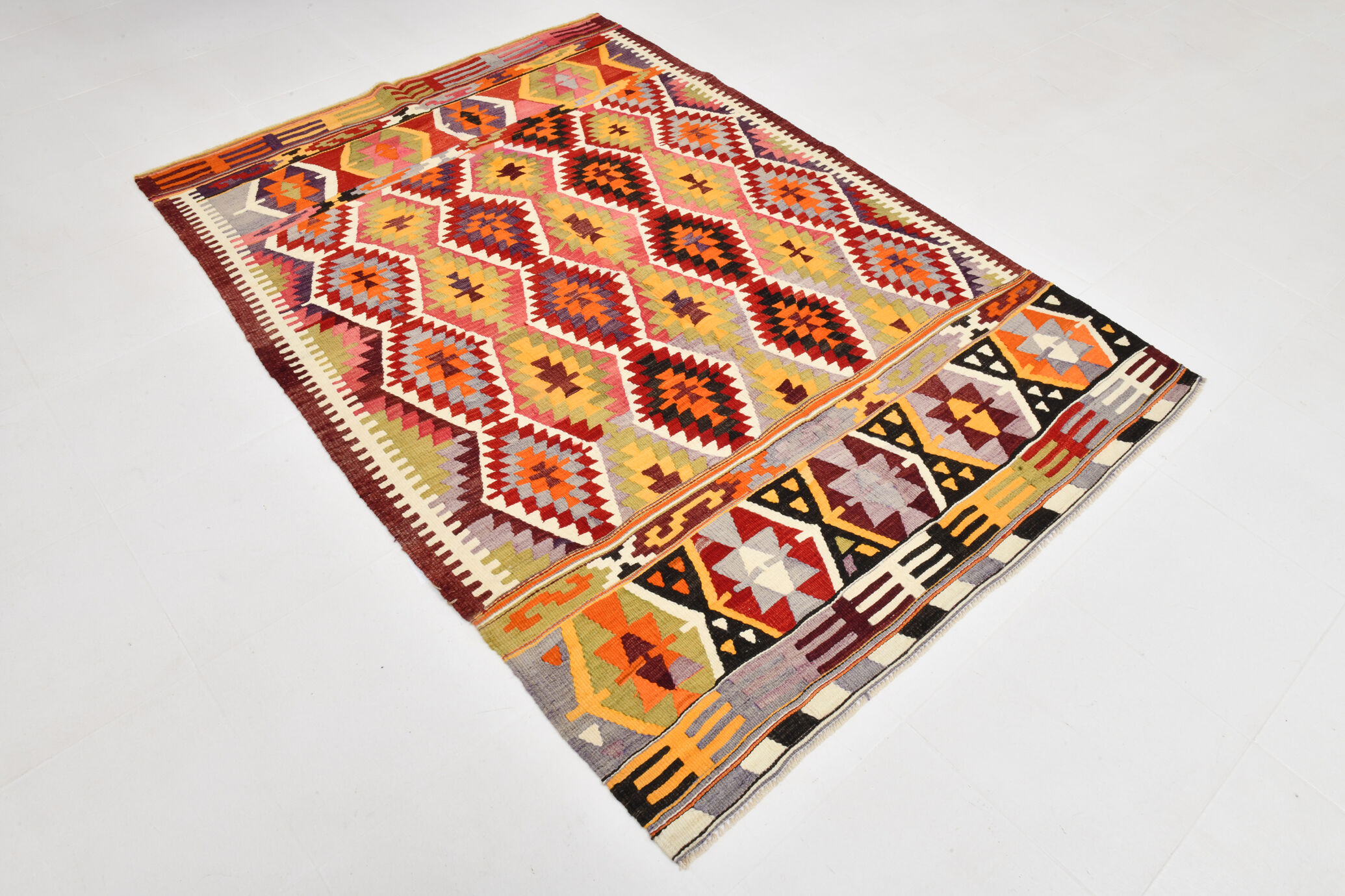 5x7 bold colorful kilim rug, 155x220cm