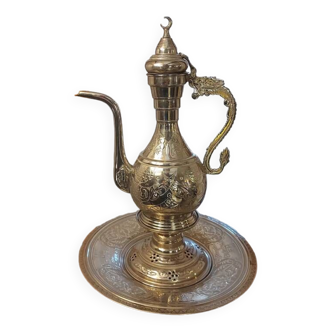 Turkish teapot in silver metal