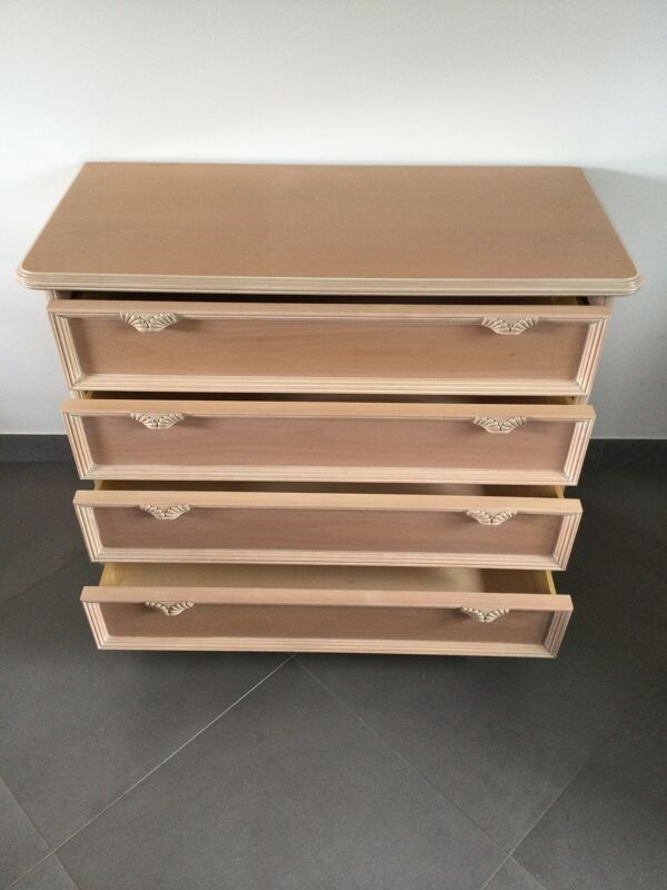 Commode Rose Quatre Tiroirs