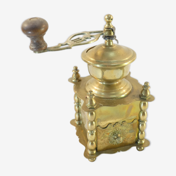 Old flemish coffee mill in bronze and brass