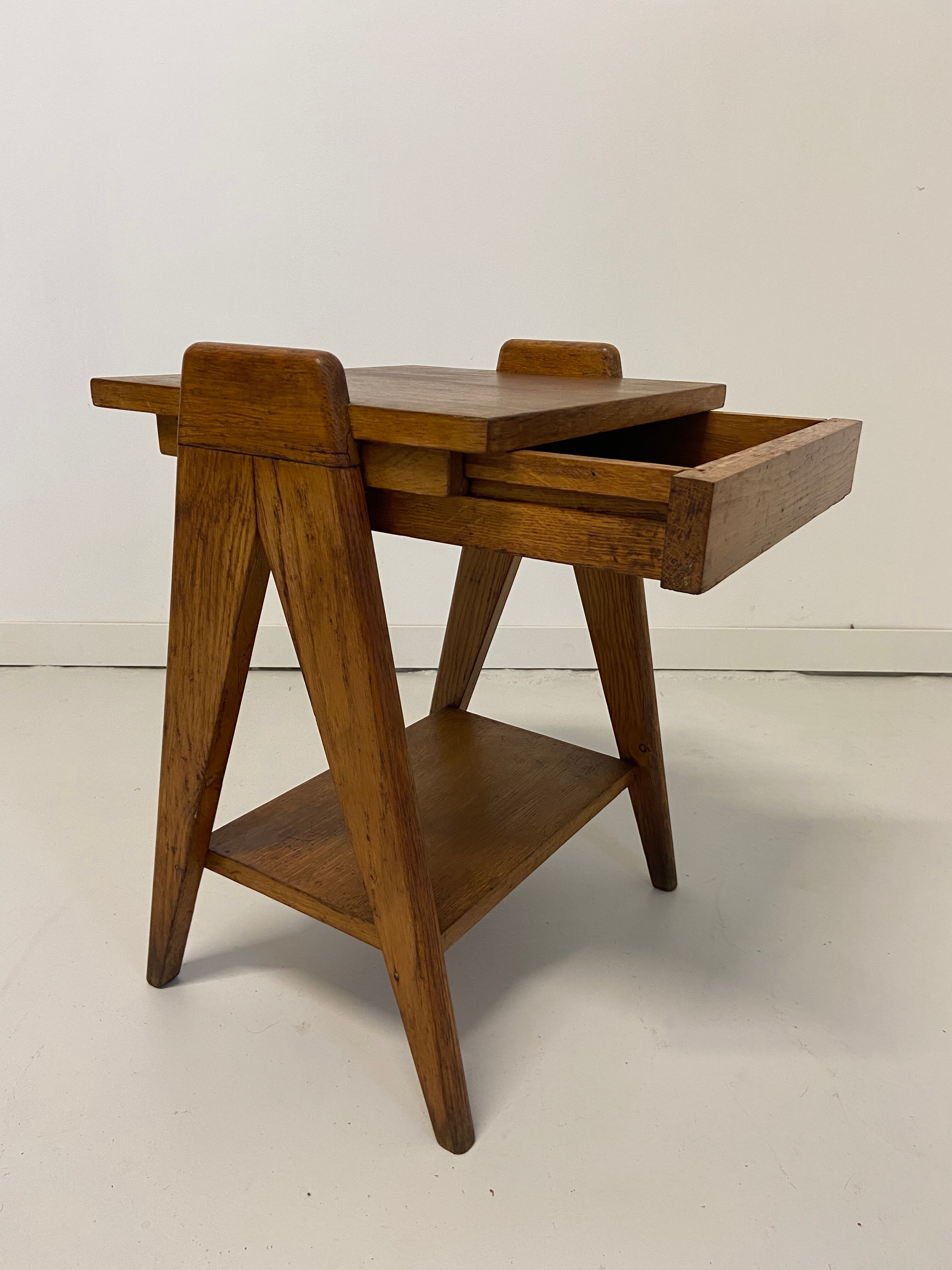 Oak bedside foot compass