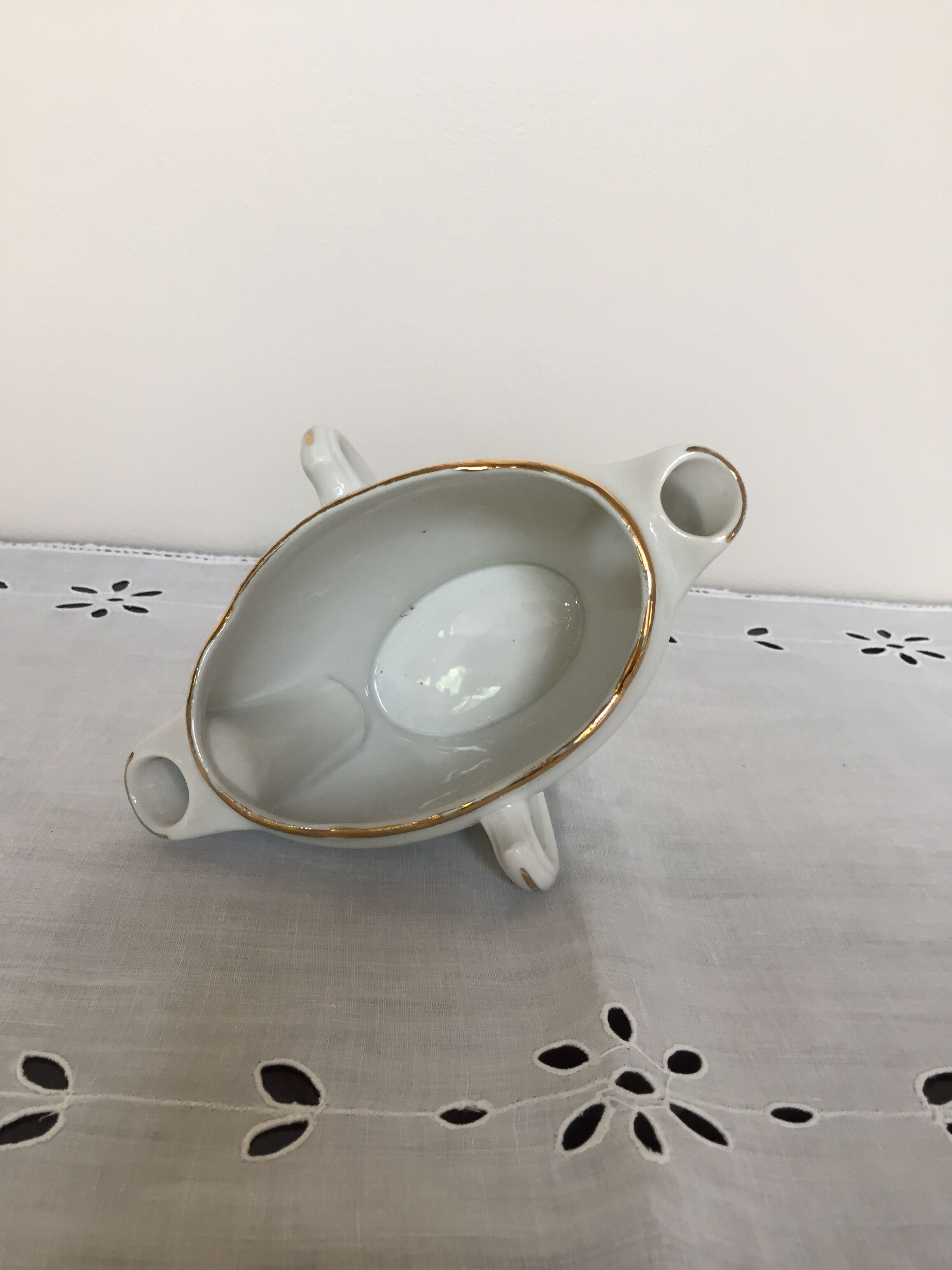 Old white porcelain saucière Fat Maigre