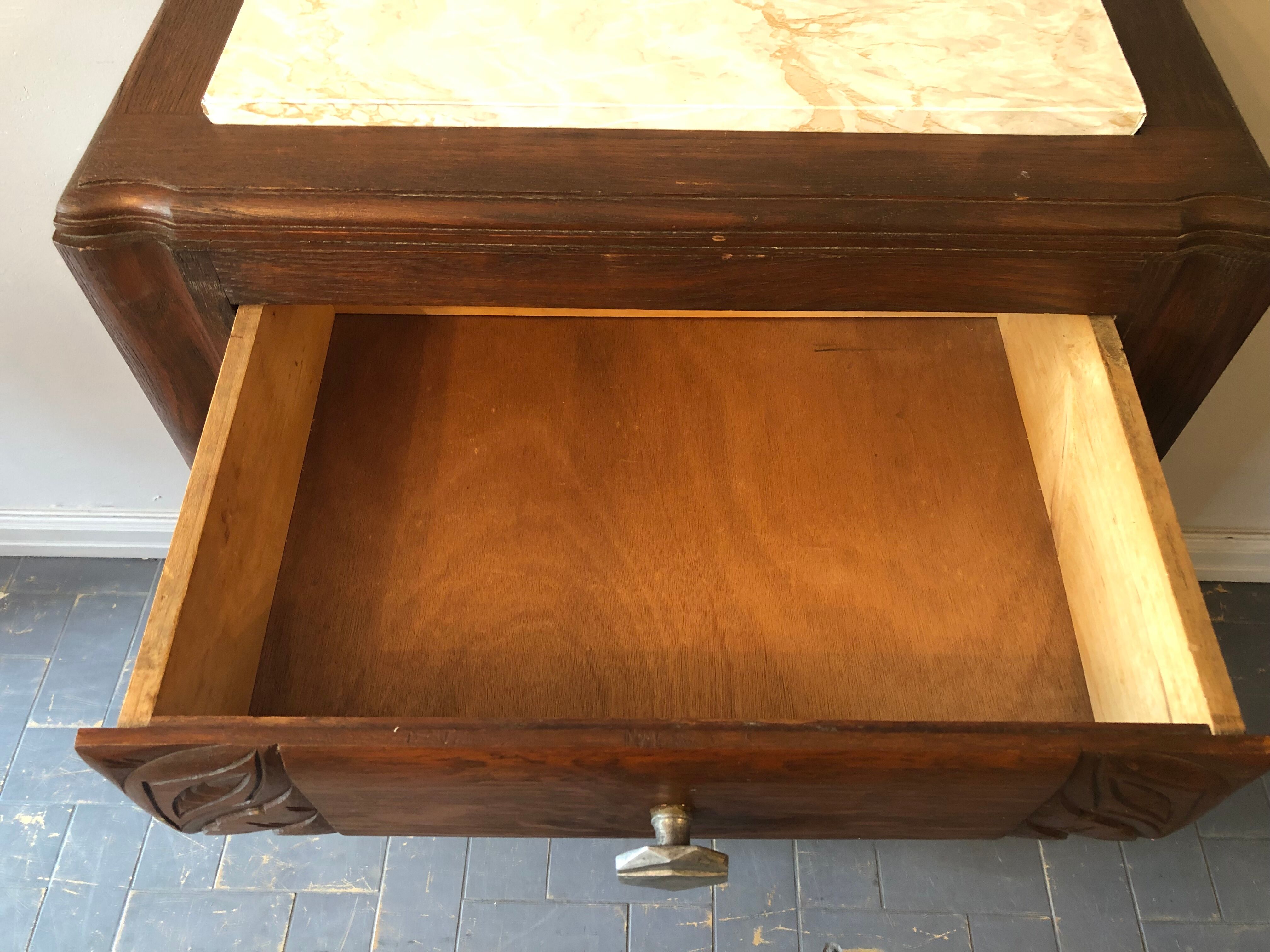 Art Deco rag chest of drawers