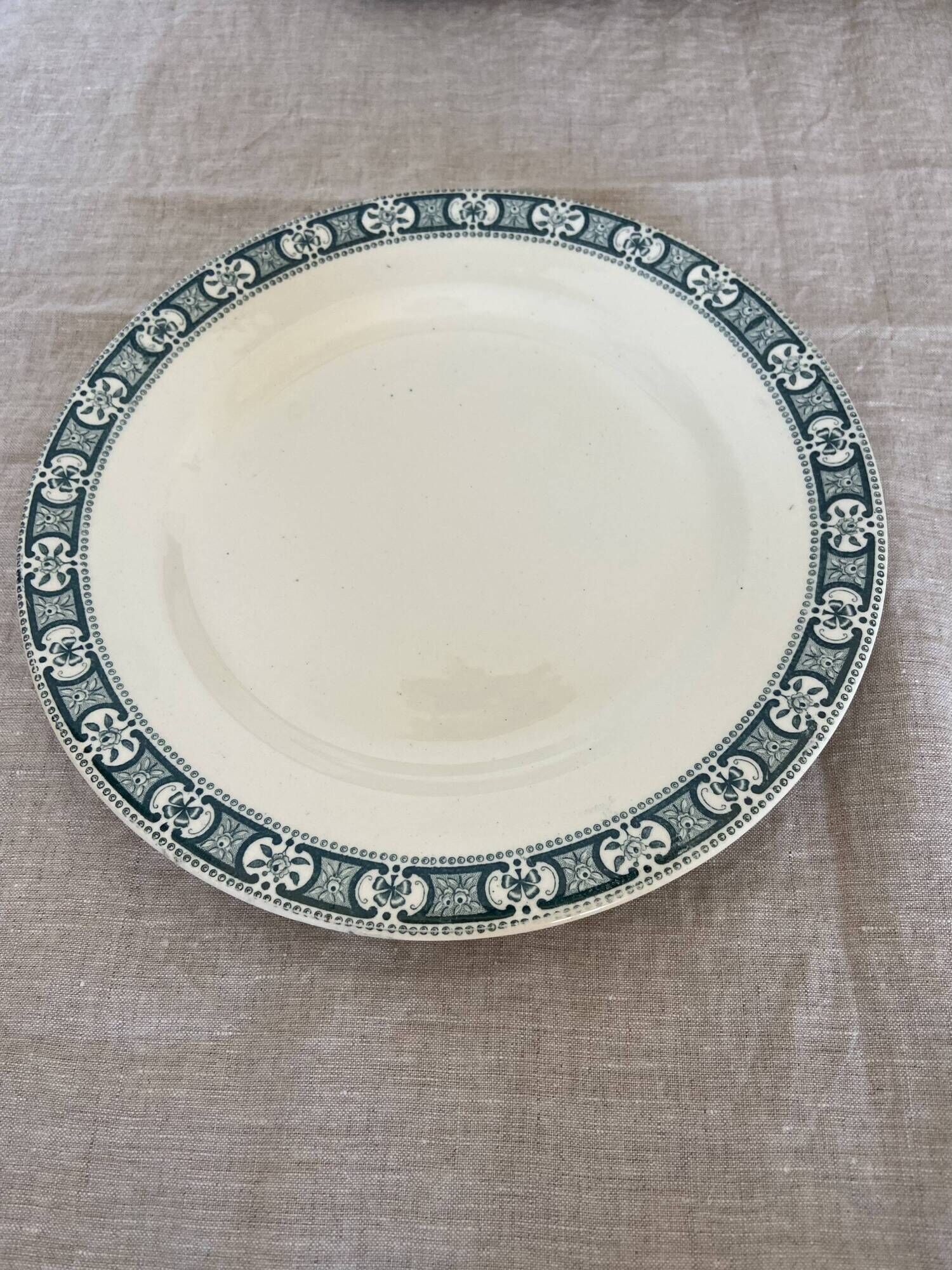 Plates flat porcelain Iron earth Vintage antique tableware