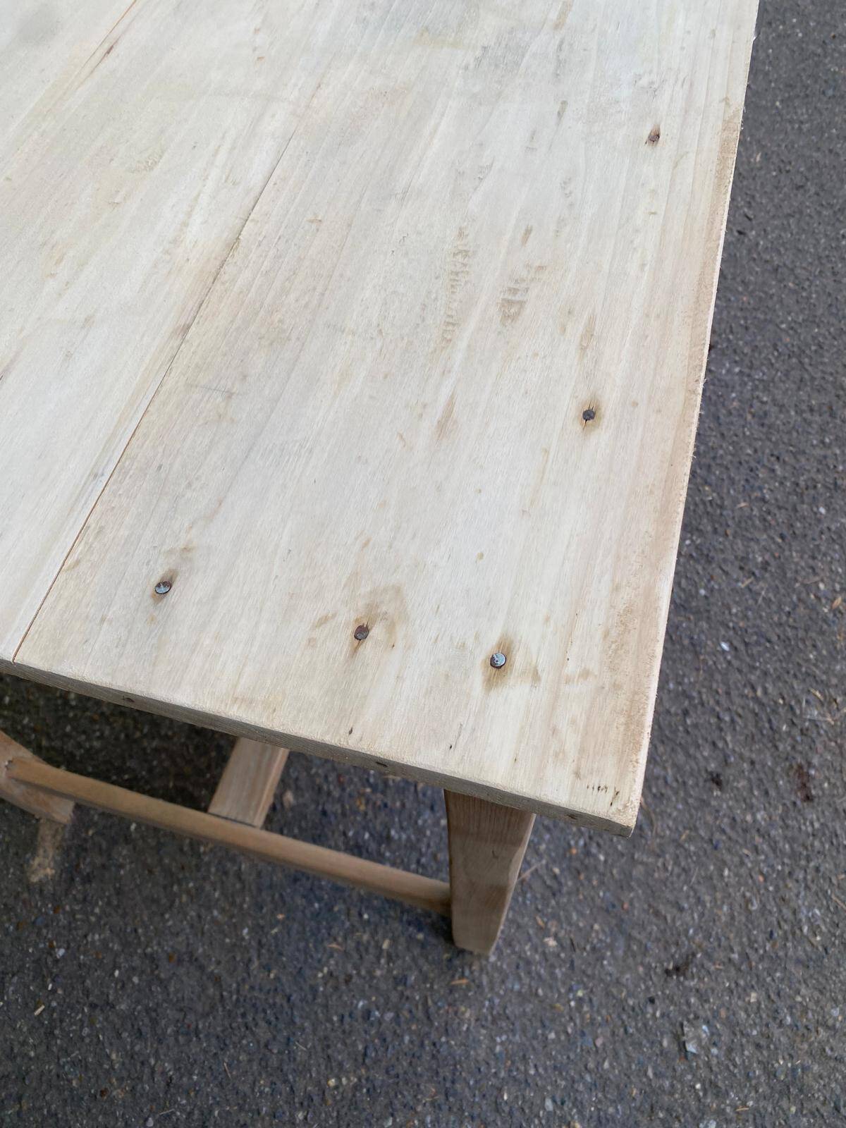 Parisian desk from the 1940s stripped to raw solid wood, 120cm.