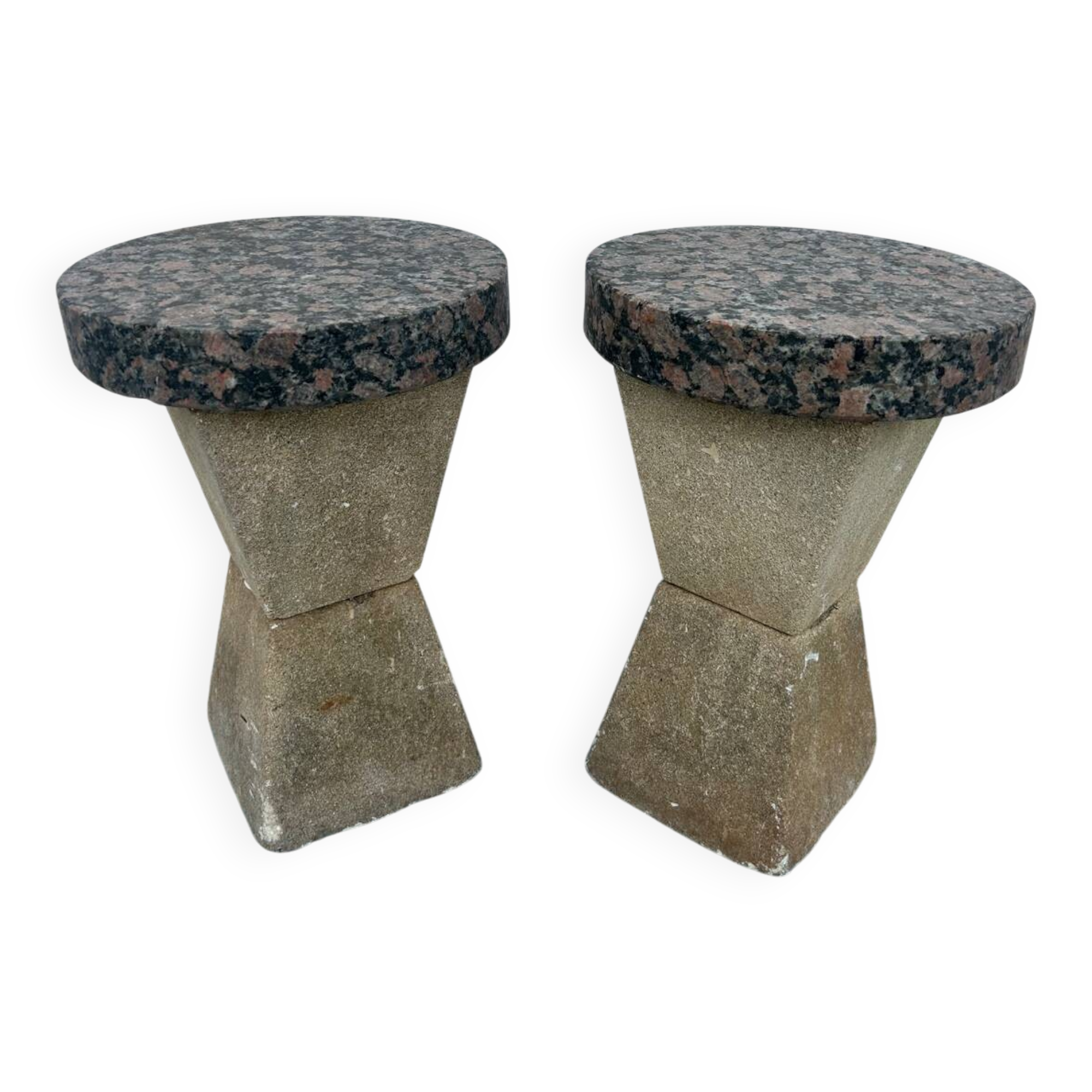 Paire de tables brutalistes en granit et pierre