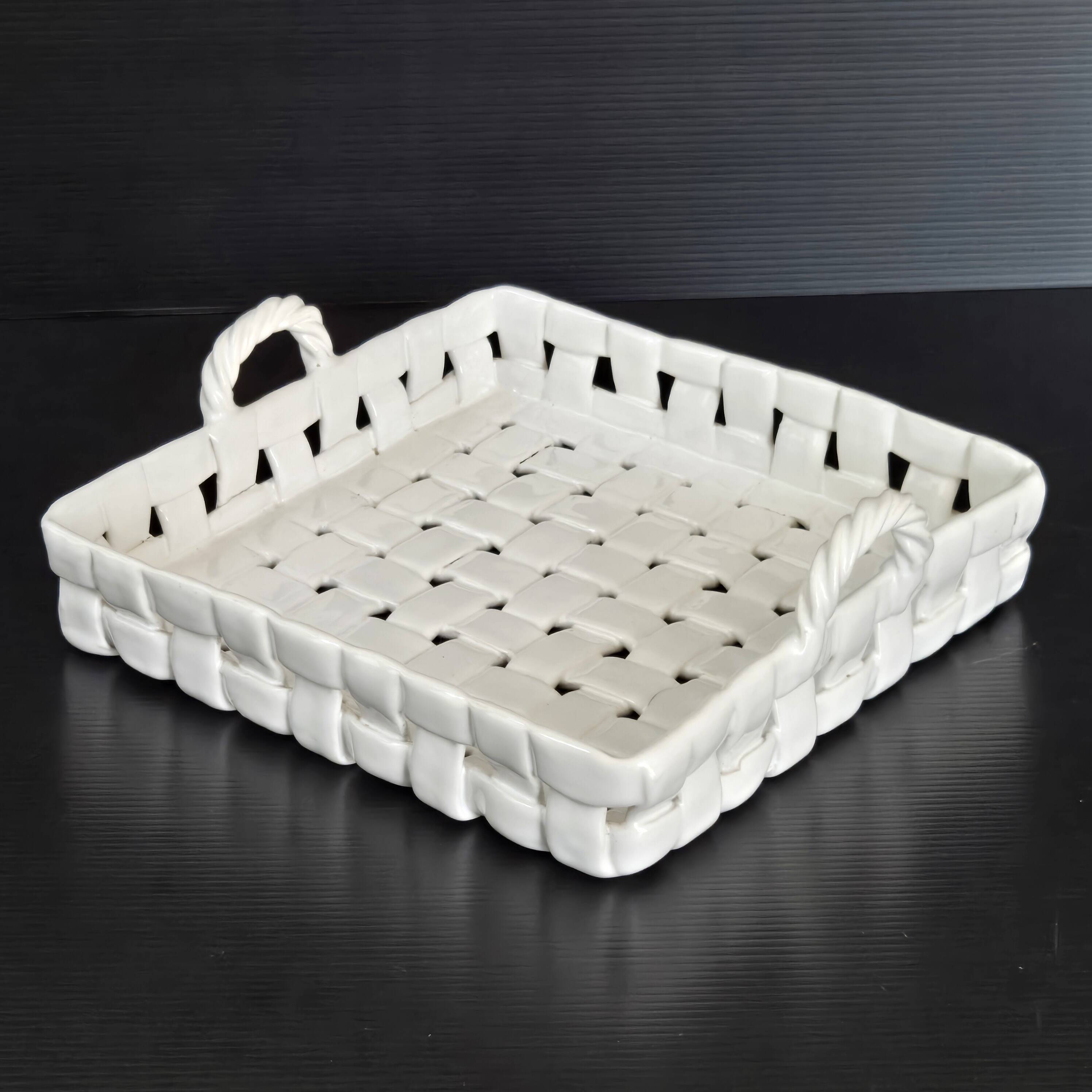 Vintage woven pocket emptier 1960