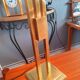 Lampe à poser dite " Gratte-ciel" en laiton année 70