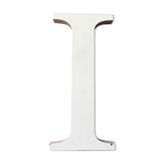 Teaches letter