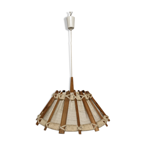 suspension en bois et