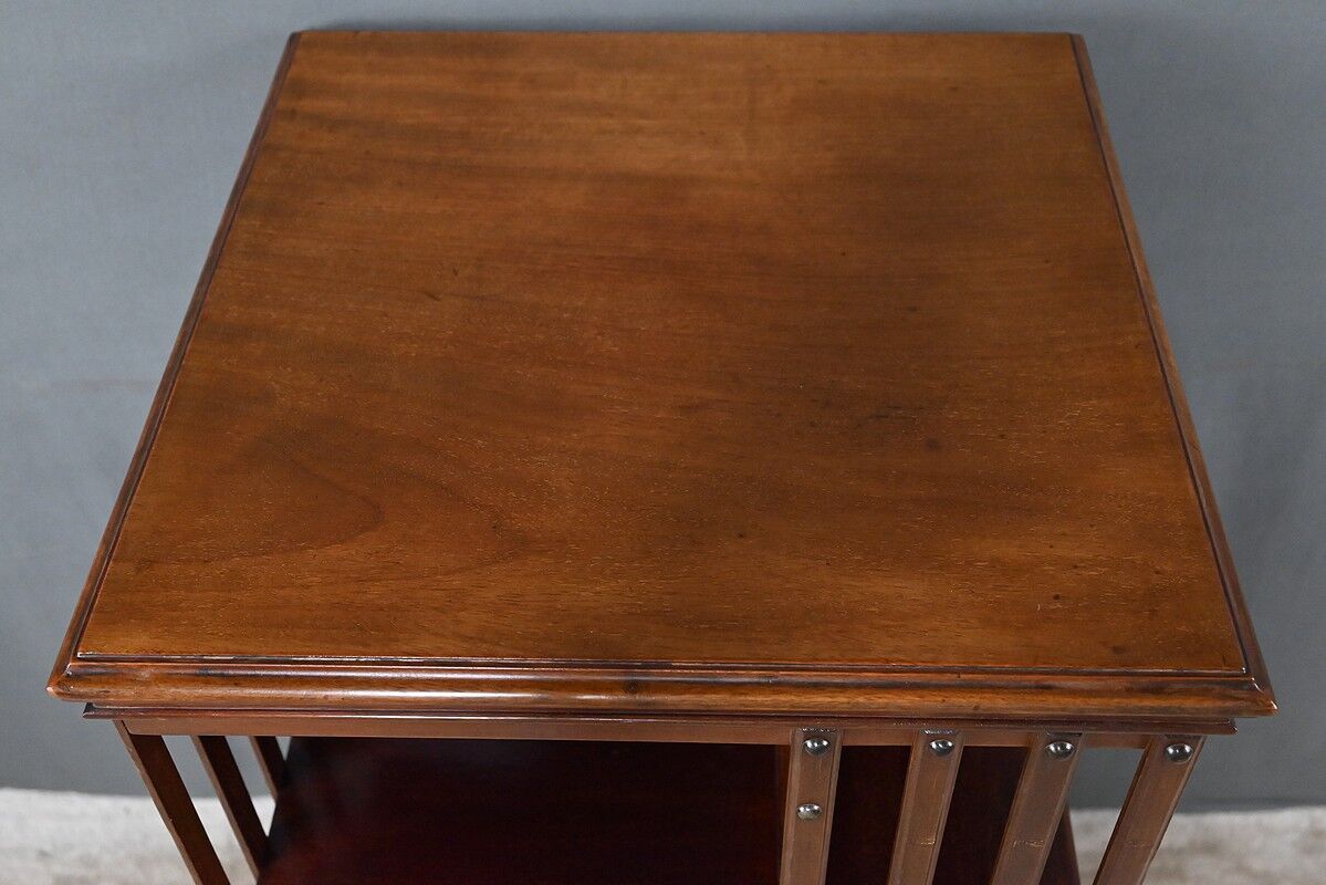 Rotating mahogany library, England – 1st part 20th century