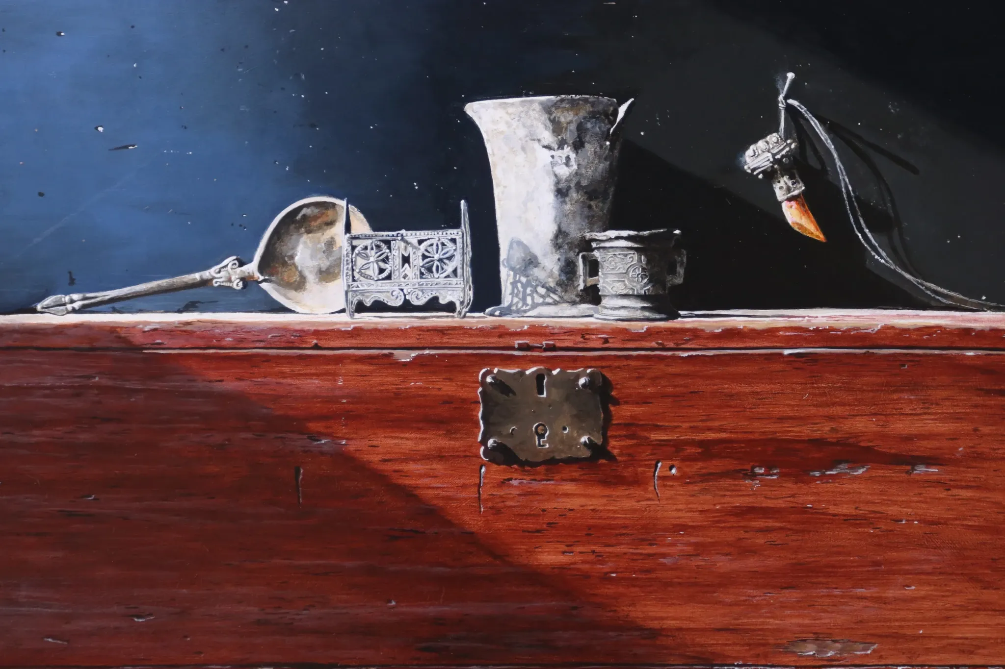 Still life with pewter finds on a chest – Marjolein van den Berg, c. 2011